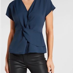 Express Twist Front Short Sleeve V-Neck Top